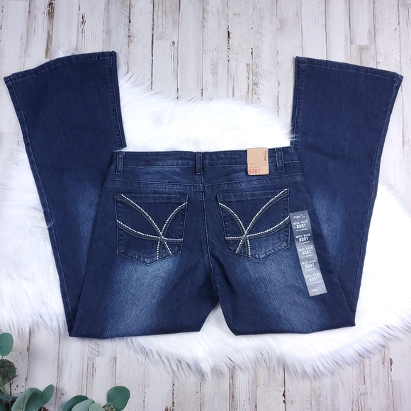 Rue21 Boot cut jeans - Picture 3 of 5